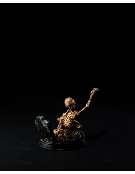 Skeleton Crawler – Figurine résine | geek3D.fr
