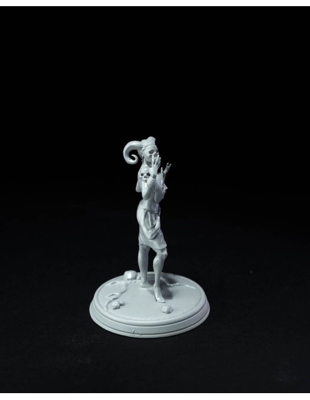 Lomasi – Figurine résine | geek3D.fr