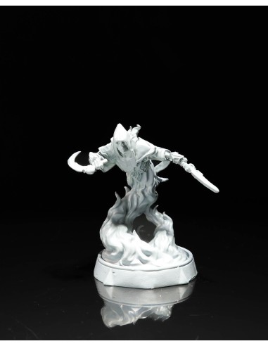 Ghost Dagger – Figurine résine | geek3D.fr